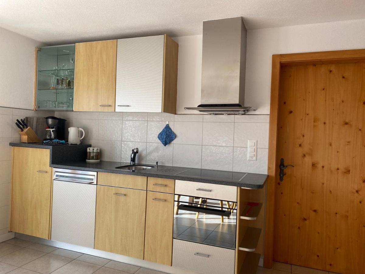 Ferienwohnung In Tschlin Mit Panoramablick Bagian luar foto