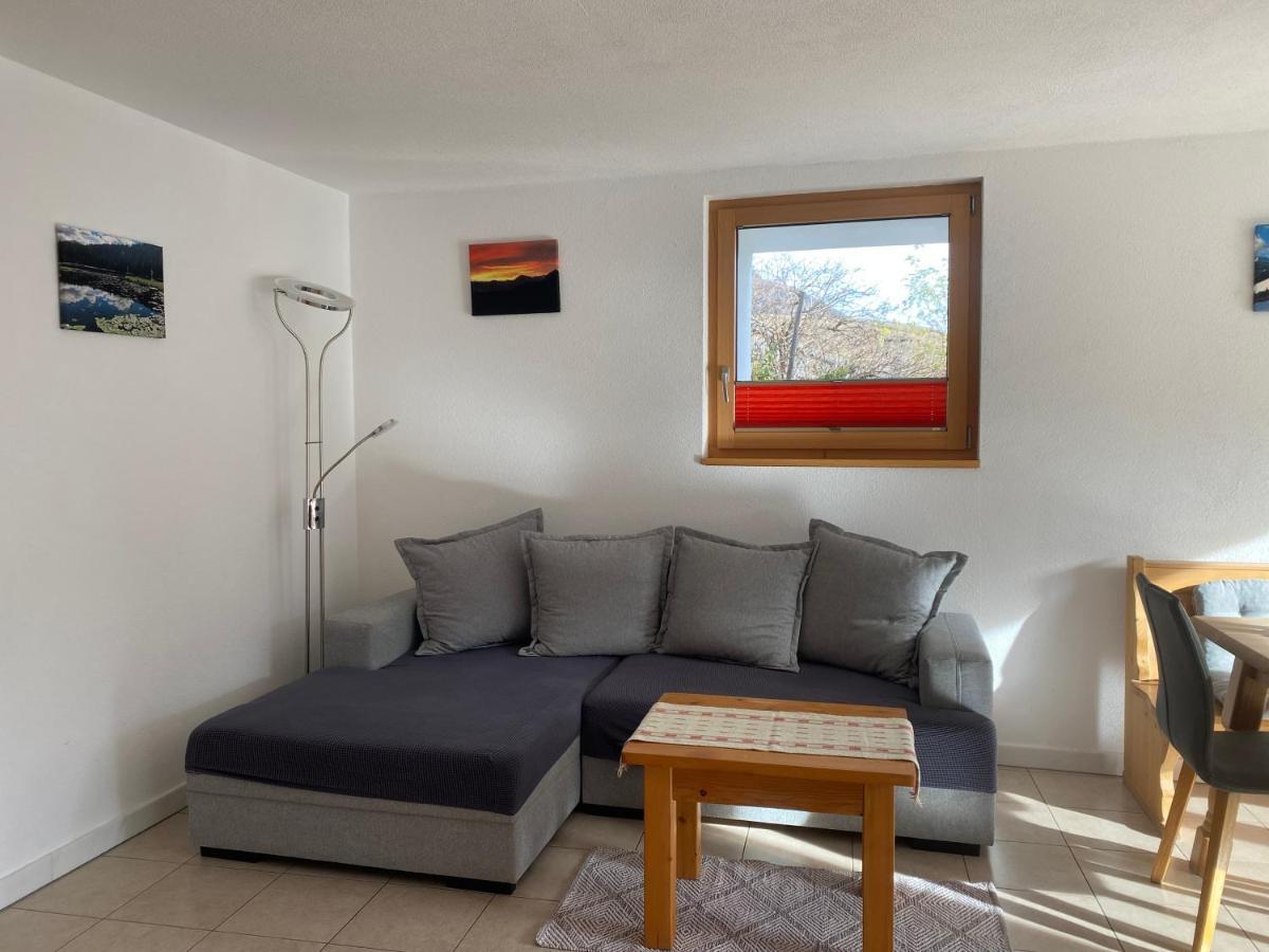 Ferienwohnung In Tschlin Mit Panoramablick Bagian luar foto